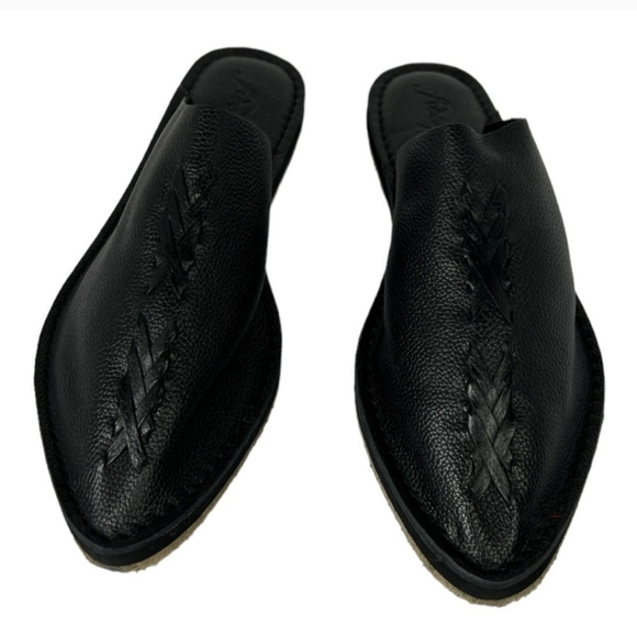 *NWOT* Free People Black Leather Nova Woven Detail Slip On Mule Flat Size 38 / 8 - Picture 5 of 11